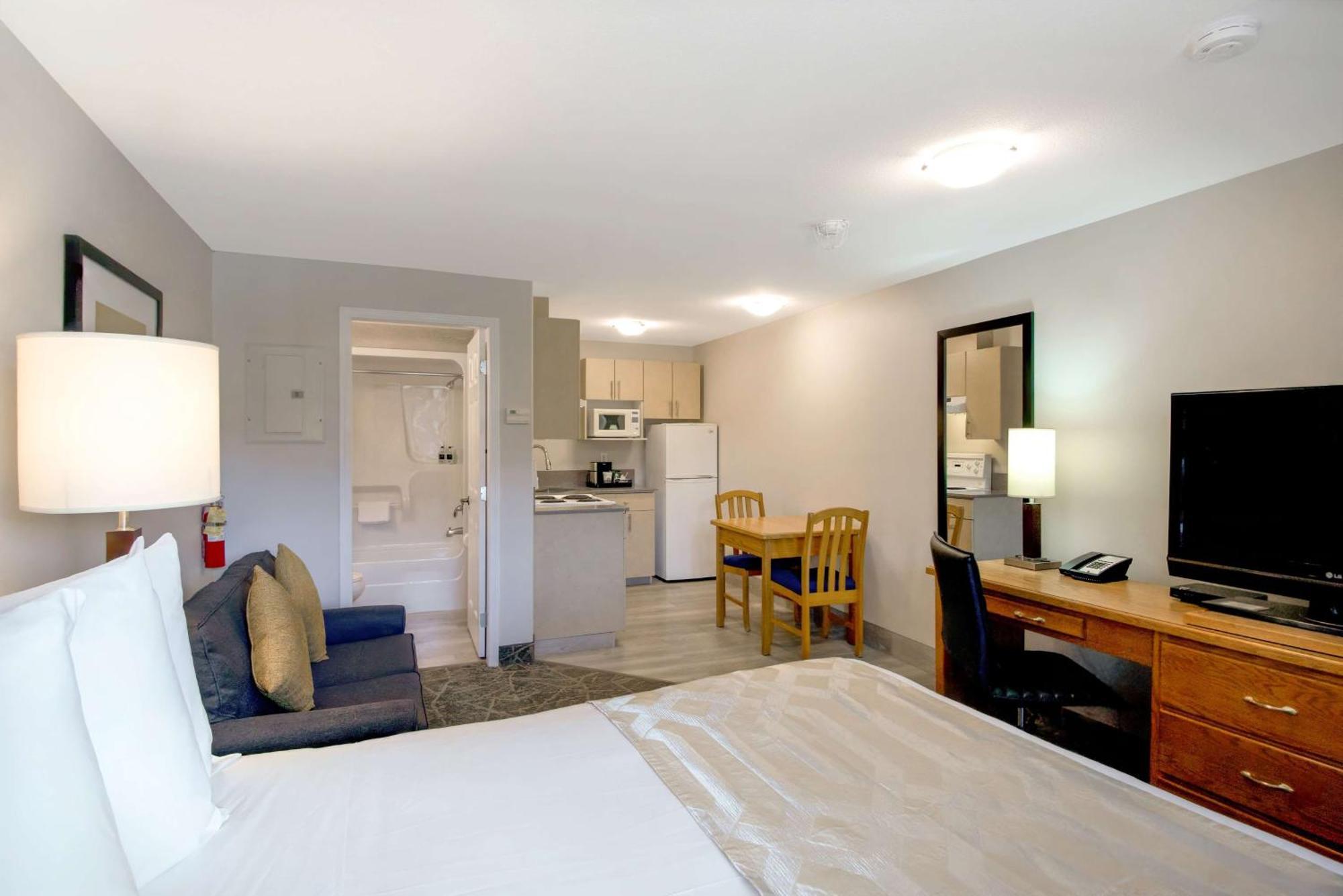 Coast Osoyoos Beach Hotel Extérieur photo