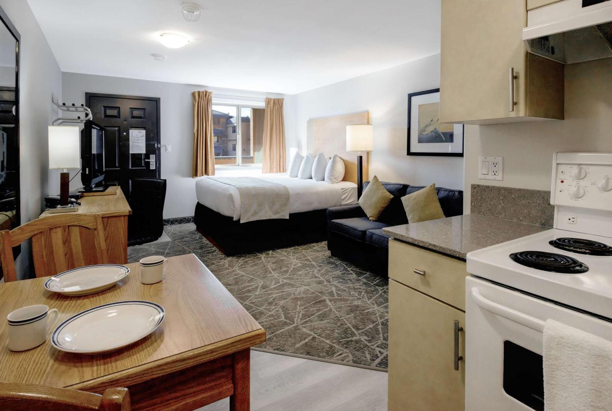 Coast Osoyoos Beach Hotel Extérieur photo