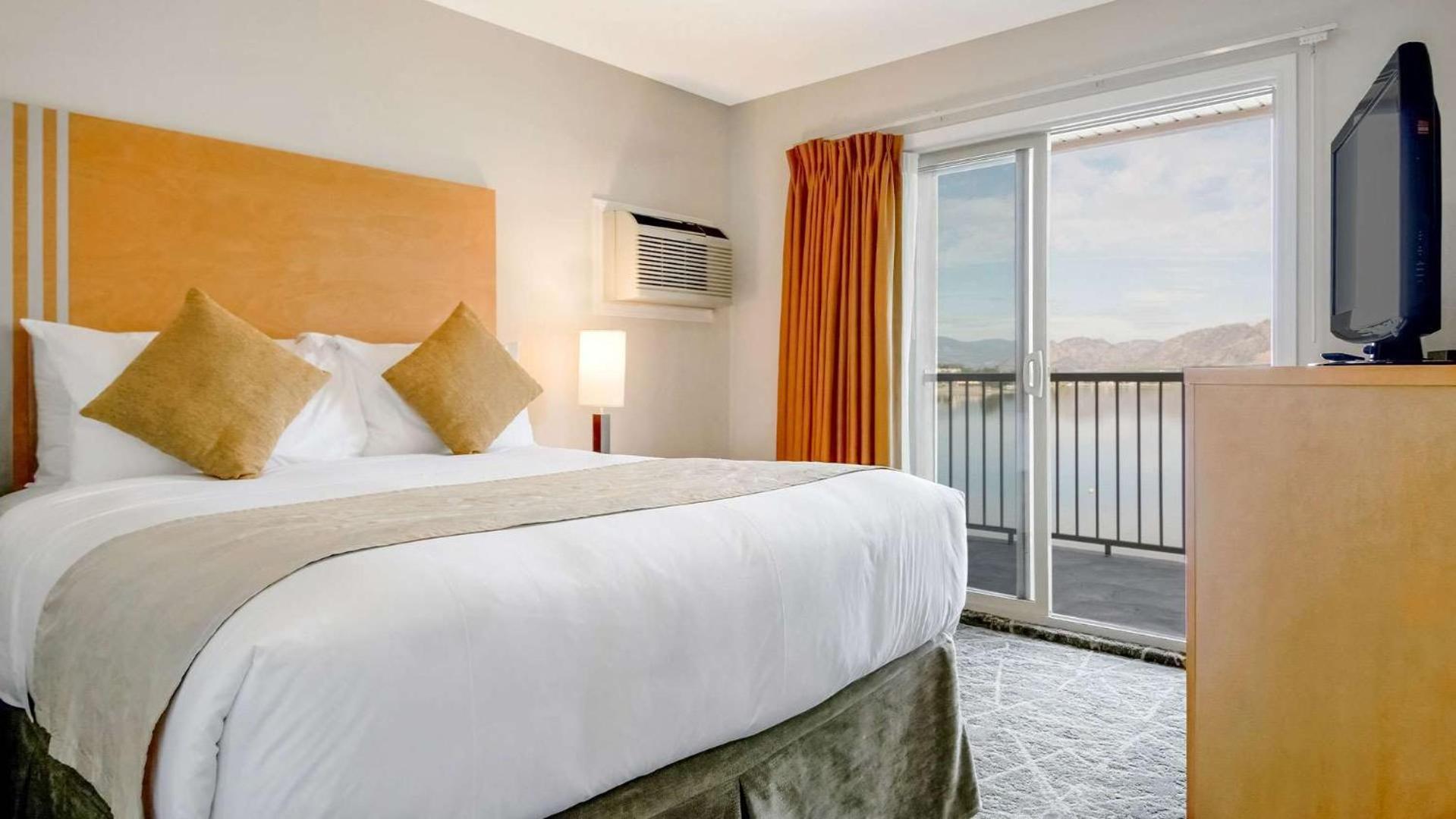 Coast Osoyoos Beach Hotel Extérieur photo
