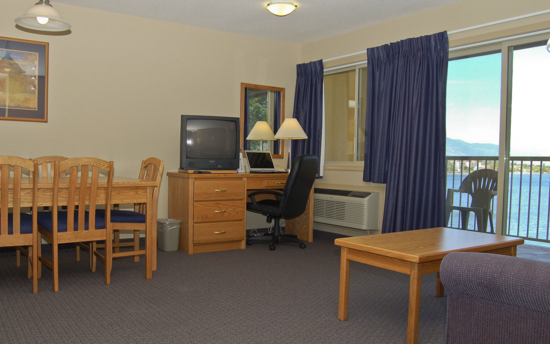 Coast Osoyoos Beach Hotel Extérieur photo